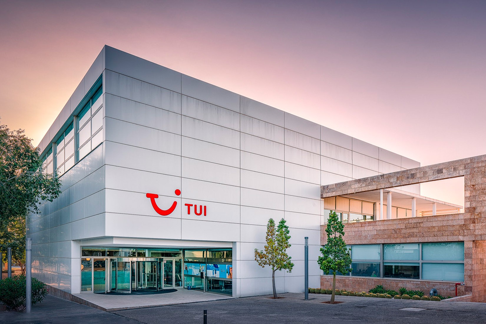 We air-condition TUI offices in Mallorca